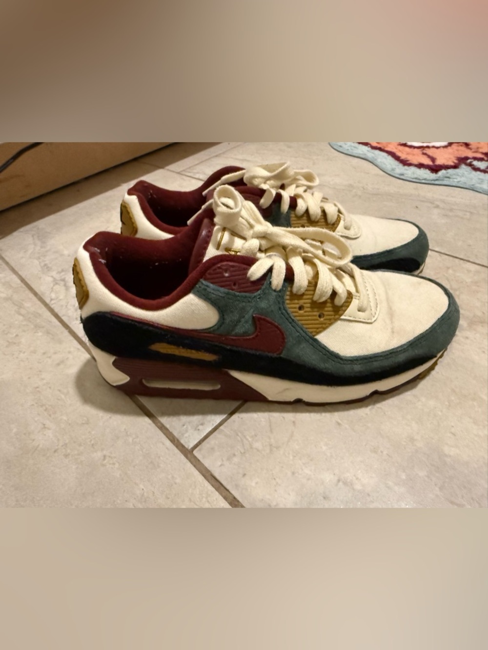 Nike Multi-Color Air Max 90s Sneakers - men’s 6 women’s 7.5